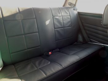 Rénovation banquette arrière cuir Austin Mini par RC Sellerie RC Sellerie