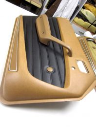 Gainage panneau de porte 504 par RC Sellerie RC Sellerie
