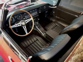 Sellerie cuir Jaguar type E rénovée par RC Sellerie RC Sellerie