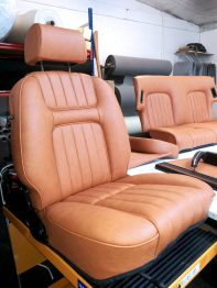 Réalisation Sellerie en simili cuir sur 504 Cabriolet par RC Sellerie RC Sellerie