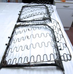 Siège Panhard PL 24 pendant travaux par RC Sellerie RC Sellerie