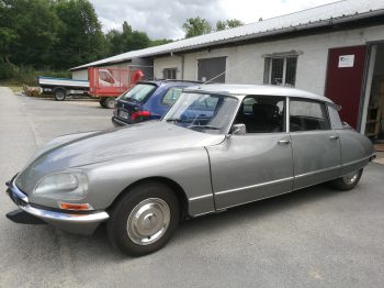 Citroën DS 21 Pallas rénovation de la sellerie cuir par RC Sellerie RC Sellerie