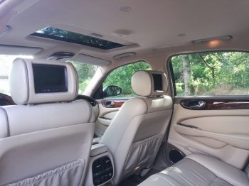 Rénovation ciel de toit Jaguar XJ 8 avec toit ouvrant par RC Sellerie RC Sellerie