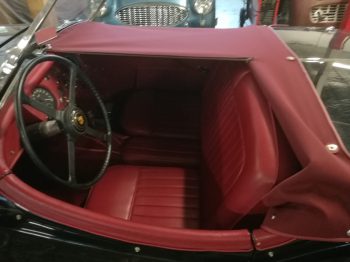 Création d’un couvre tonneau en toile Alpaga Jaguar XK 140 par RC Sellerie RC Sellerie