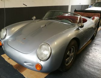 Réalisation moquettes Porsche Spider 555 par RC Sellerie RC Sellerie
