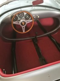 Réalisation moquettes Porsche Spider 555 par RC Sellerie RC Sellerie