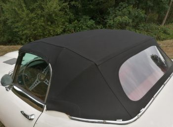 Remplacement capote Jaguar type E par RC Sellerie RC Sellerie
