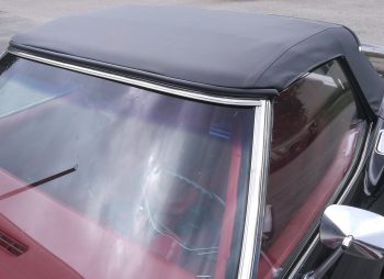Remplacement capote vinyle Corvette cabriolet C3 par RC Sellerie RC Sellerie
