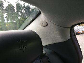Rénovation ciel de toit et ses ébénisteries sur Maserati Quattroporte par RC Sellerie RC Sellerie