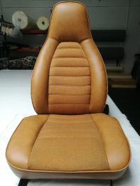 Rénovation siège Porsche 2.7 RS par RC Sellerie RC Sellerie