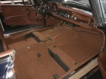 Mercedes W111 Cabriolet Renouvellement des moquettes par RC Sellerie RC Sellerie