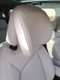 Remplacement sellerie cuir C4 Spacetourer appuie-tête mi-cuir par RC Sellerie RC Sellerie