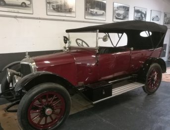 Rénovation capote Alpaga Torpedo X19 Panhard Levassor par RC Sellerie RC Sellerie