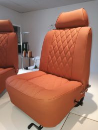 Sièges Mini MK5 rénovés en simili à losanges par RC Sellerie RC Sellerie