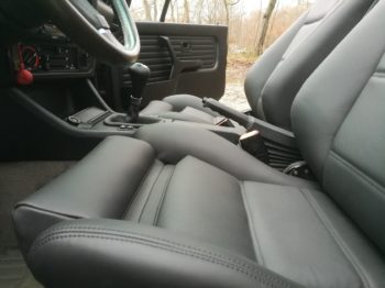 Rénovation sellerie en cuir complète BMW E30 par RC Sellerie RC Sellerie