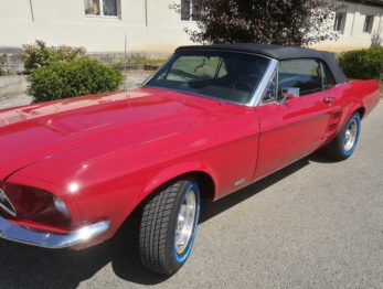Remplacement capote vinyle Ford Mustang par RC Sellerie RC Sellerie