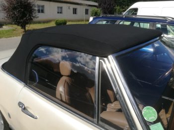 Remplacement de la capote en Alpaga d'un Cabriolet 504 série 1 par RC Sellerie RC Sellerie