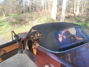 Remplacement de la capote en Alpaga d'un Cabriolet 504 série 2 par RC Sellerie RC Sellerie
