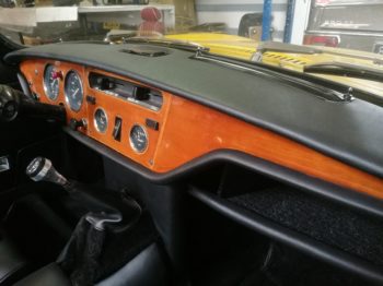 Gainage du tableau de bord Triumph Spitfire MK4 par RC Sellerie RC Sellerie