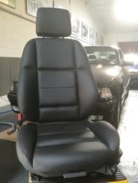 Rénovation siège conducteur et remplacement du cuir Dakota BMW E36 par RC Sellerie RC Sellerie
