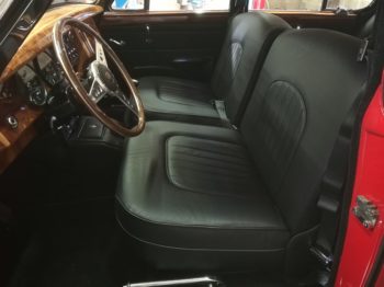 Rénovation sellerie cuir jaguar MK2 par RC Sellerie RC Sellerie