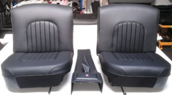 Rénovation des sièges et de la console centrale en cuir sur jaguar MK2 par RC Sellerie RC Sellerie
