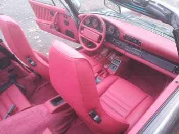 Réalisation d'un intérieur complet en cuir rouge Flamencorot sur Porsche 911 - 964 par RC Sellerie RC Sellerie