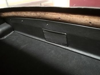 Nouvel habillage de la cave à capote Rolls Corniche par RC Sellerie RC Sellerie