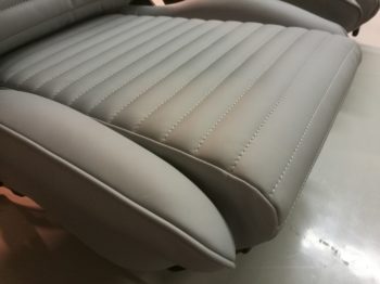 Rénovation de la sellerie cuir gris clair sur Golf Cabriolet Karmann - RC Sellerie RC Sellerie
