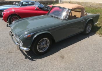 Remplacement capote vinyle Triumph TR4 par RC Sellerie RC Sellerie