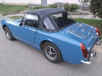 Remplacement de la capote en vinyle sur Midget par RC Sellerie RC Sellerie