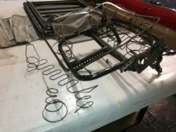 Réparation des suspensions avec ressorts - VW Coccinelle par RC Sellerie RC Sellerie