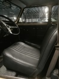 Rénovation de la sellerie d'une Mini Innocenti en simili cuir par RC Sellerie RC Sellerie