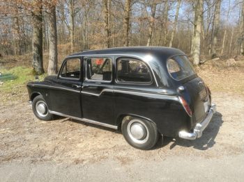 Rénovation d'un intérieur Taxi Austin par RC Sellerie à Languenan 78 RC Sellerie