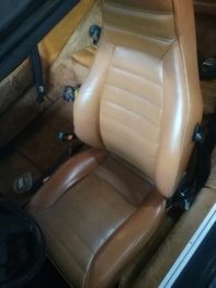 Etat des sièges d'une Porsche 911 SC avant travaux de rénovation par RC Sellerie RC Sellerie