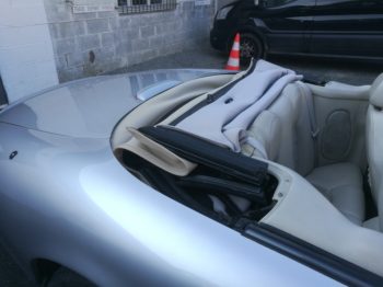 Remplacement de la capote d'une Jaguar XK8 - par RC Sellerie RC Sellerie