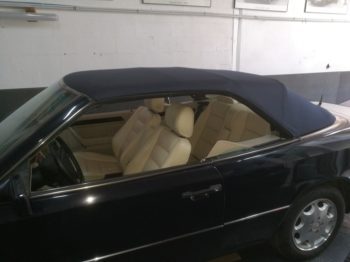 Remplacement de la capote en Alpaga et du ciel de toit d'un Cabriolet Mercedes Type 124 par RC Sellerie RC Sellerie