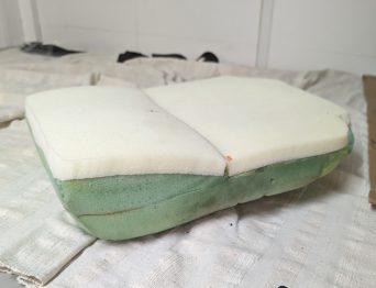 Rénovation et ajout d'une mousse de confort sur assise de Morgan par RC Sellerie RC Sellerie