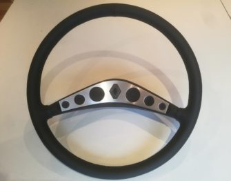 Volant de Renault 16 refait en cuir par RC Sellerie RC Sellerie