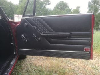 Remplacement panneau de portes sur un Coupé 2000 Bertone Alfa Romeo par RC Sellerie à Languenan RC Sellerie