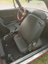 Rénovation complète d'un intérieur cuir sur un Coupé 2000 Bertone Alfa Romeo par RC Sellerie à Languenan RC Sellerie