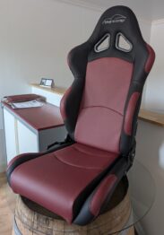 Personnalisation d'un siège de Gamer en simili-cuir par RC Sellerie RC Sellerie
